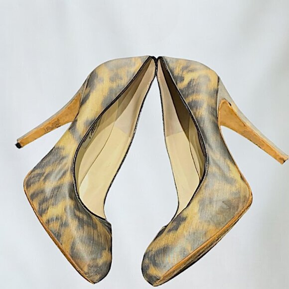 Brian Atwood Animal Print Fabric Almond Toe Platform Heels Size 39/9 - Picture 7 of 13
